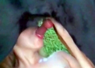 ionate dog is fucking with sex-bomb